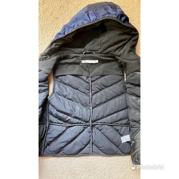 Blanc Noir Mesh Inset Puffer Down Vest - Picture 10 of 16